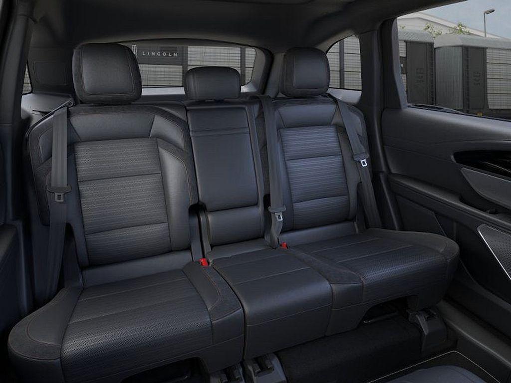 new 2025 Lincoln Nautilus car, priced at $66,143