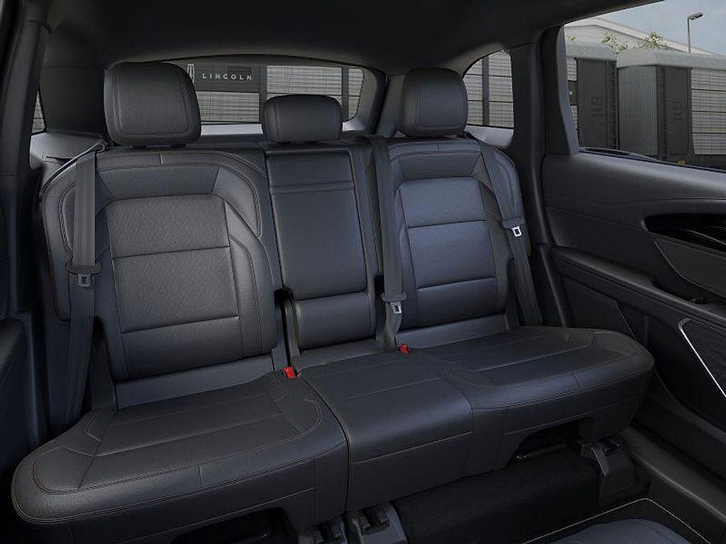 new 2025 Lincoln Nautilus car, priced at $54,786