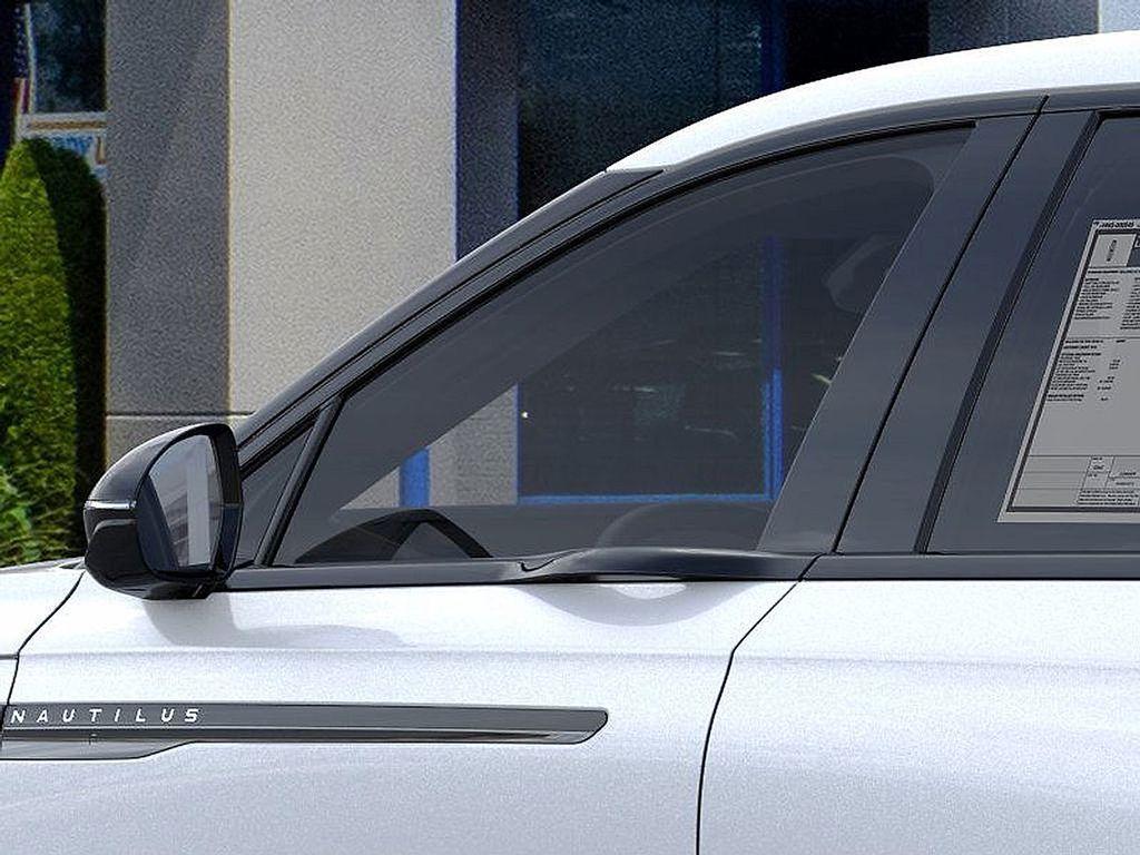 new 2025 Lincoln Nautilus car, priced at $57,380