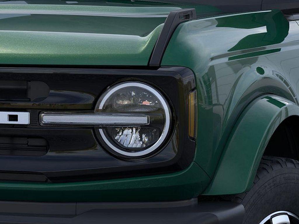 new 2025 Ford Bronco car, priced at $54,618