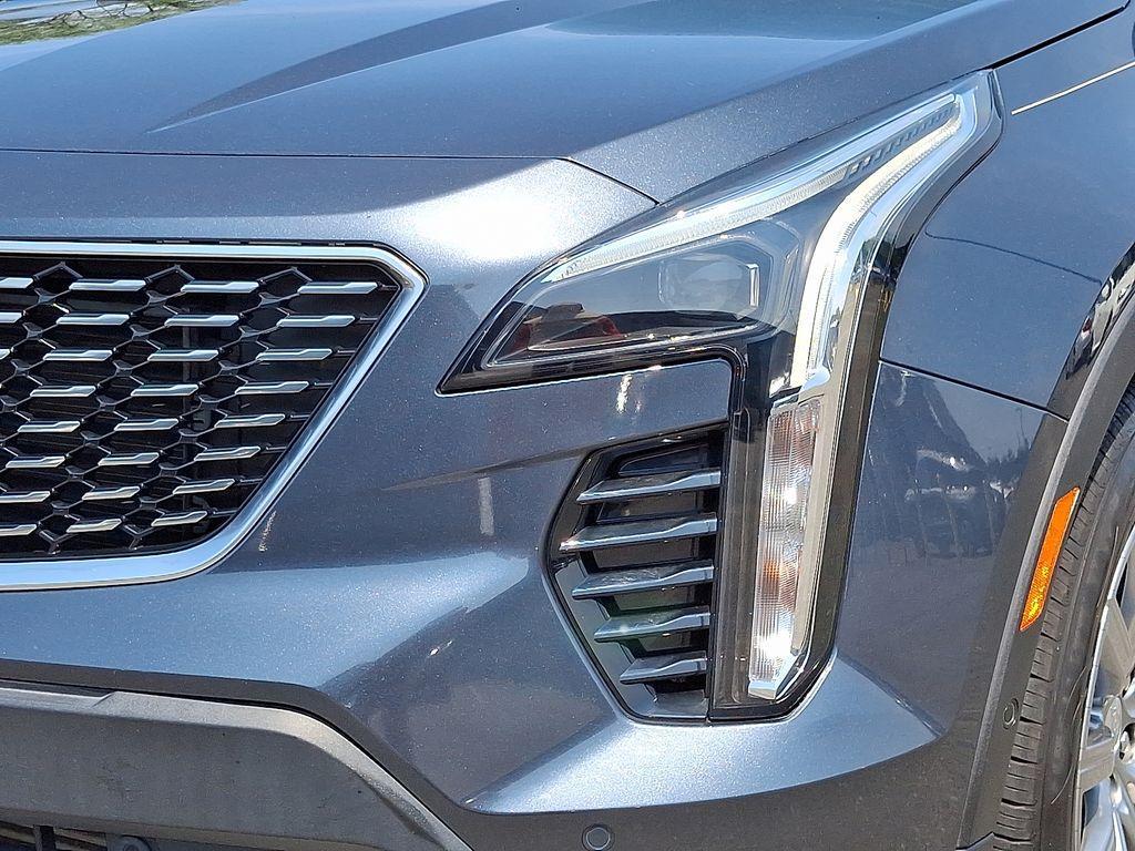 used 2019 Cadillac XT4 car, priced at $22,280