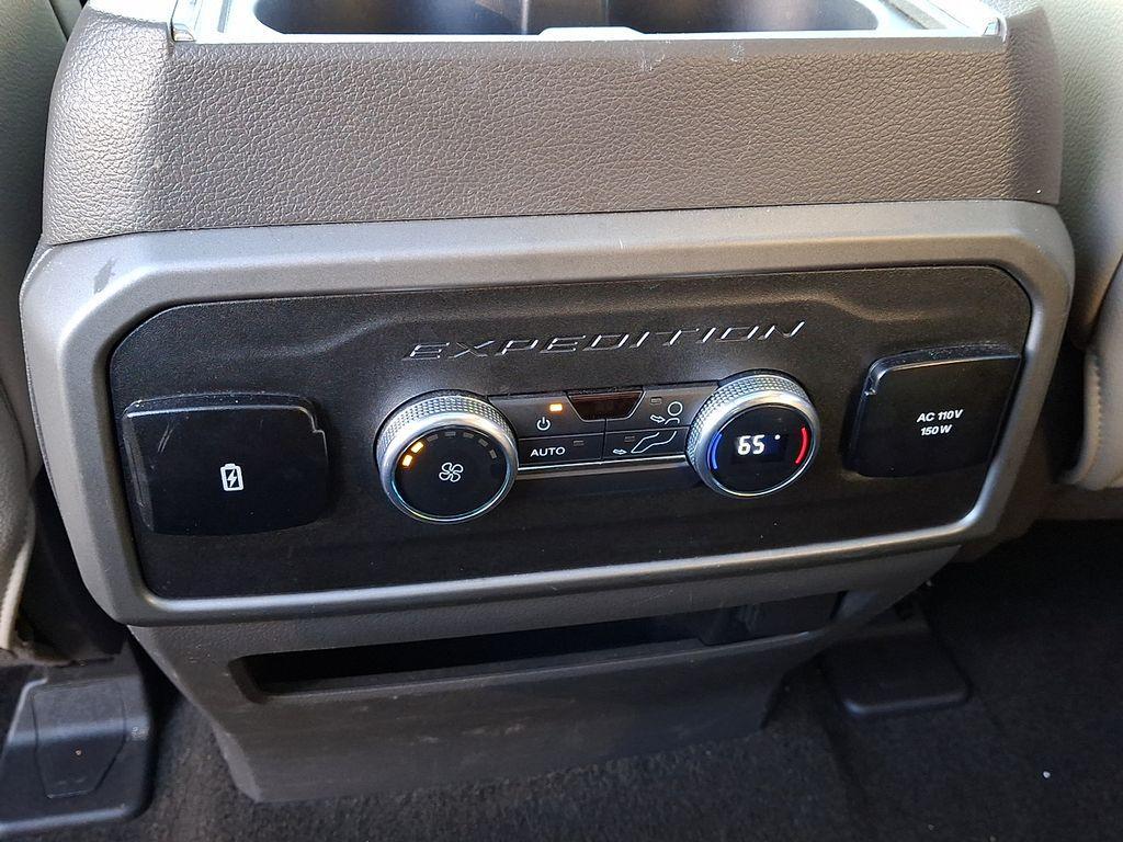 used 2021 Ford Expedition car, priced at $27,723