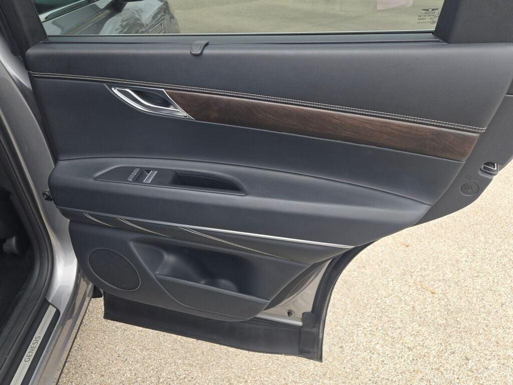 used 2024 Genesis GV80 car, priced at $38,490
