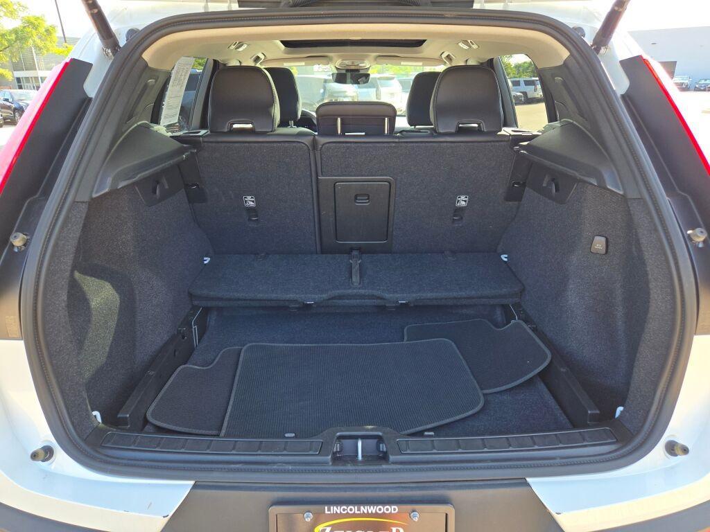 used 2024 Volvo XC40 car, priced at $30,699