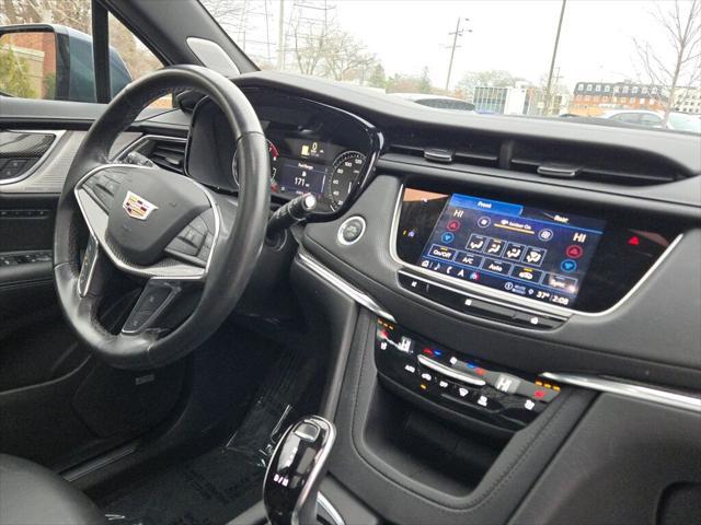 used 2021 Cadillac XT5 car, priced at $31,500