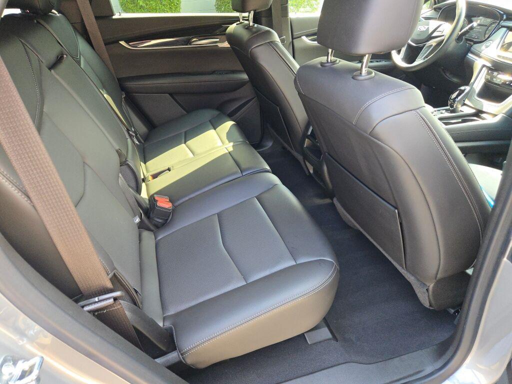 new 2025 Cadillac XT5 car, priced at $55,050