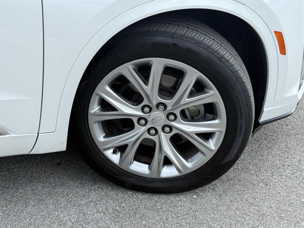 used 2020 Cadillac XT6 car, priced at $32,699