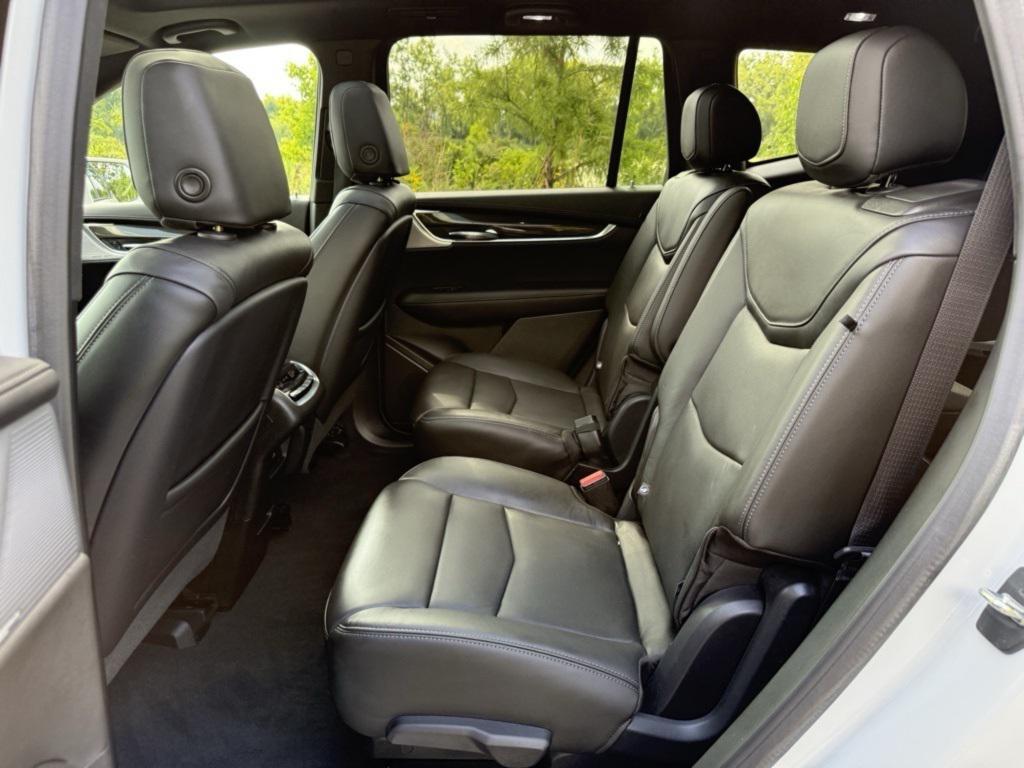 used 2020 Cadillac XT6 car, priced at $32,699