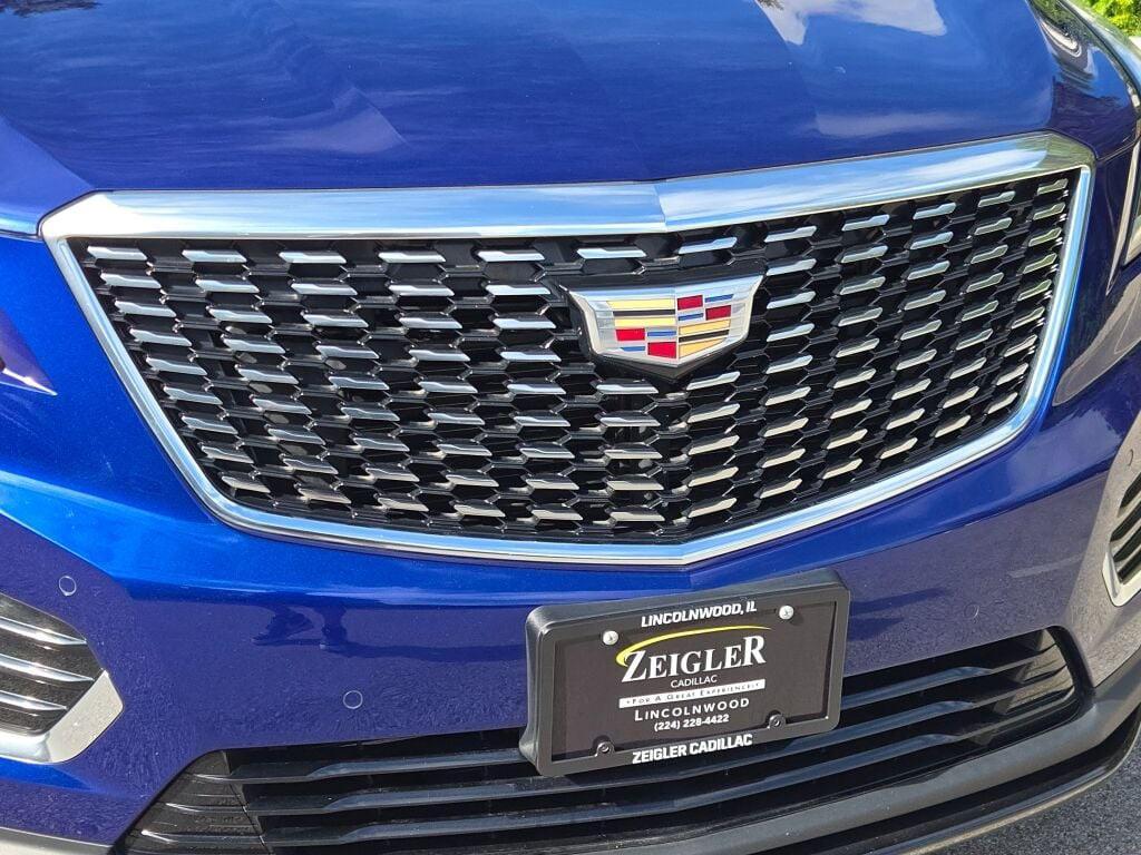 used 2023 Cadillac XT5 car, priced at $27,599