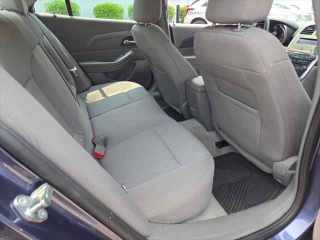 used 2015 Chevrolet Malibu car, priced at $9,259