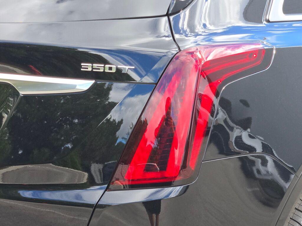 new 2025 Cadillac XT5 car, priced at $50,835