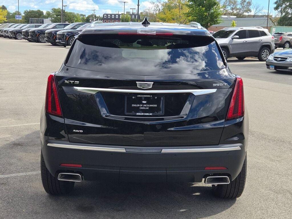 new 2025 Cadillac XT5 car, priced at $50,835