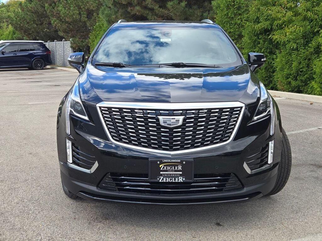 new 2025 Cadillac XT5 car, priced at $50,835