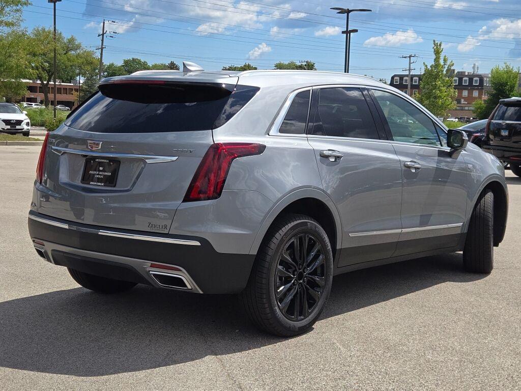 new 2025 Cadillac XT5 car, priced at $47,197