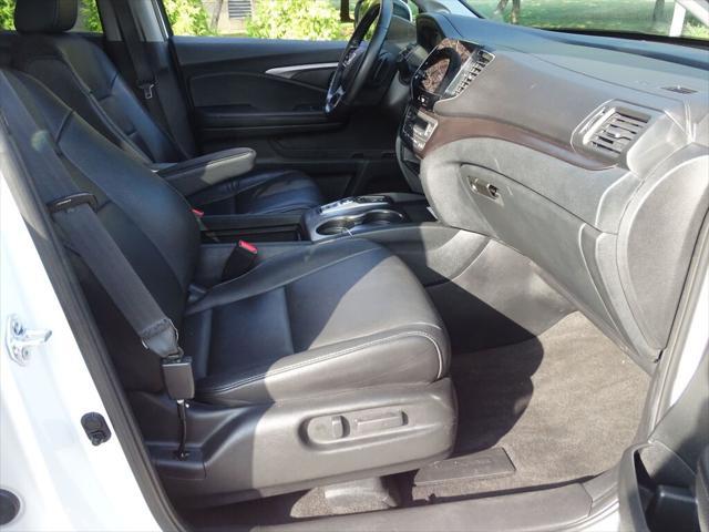 used 2022 Honda Pilot car, priced at $30,750