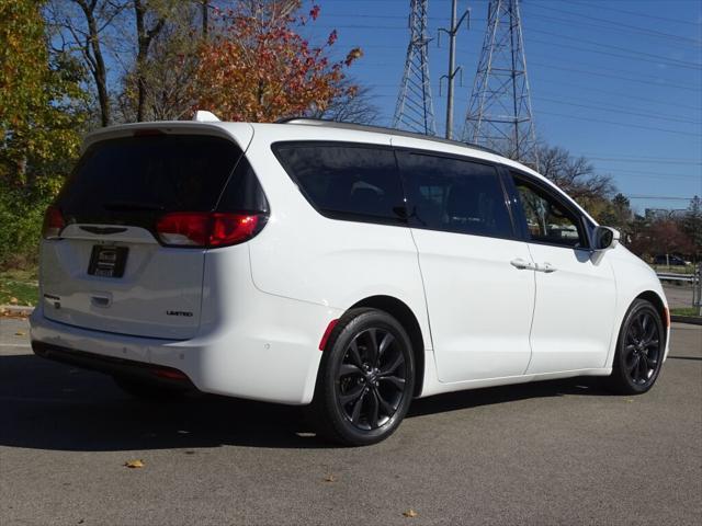 used 2020 Chrysler Pacifica car, priced at $30,000