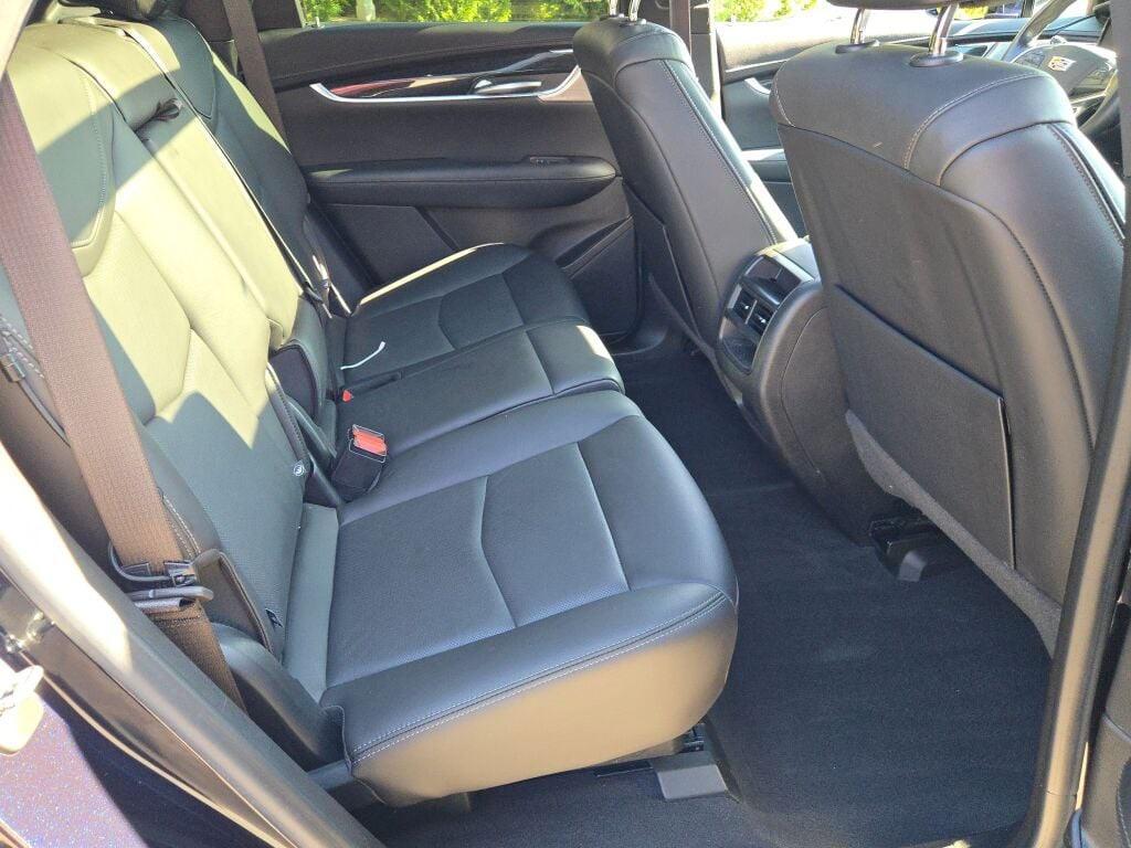 used 2021 Cadillac XT5 car, priced at $23,899