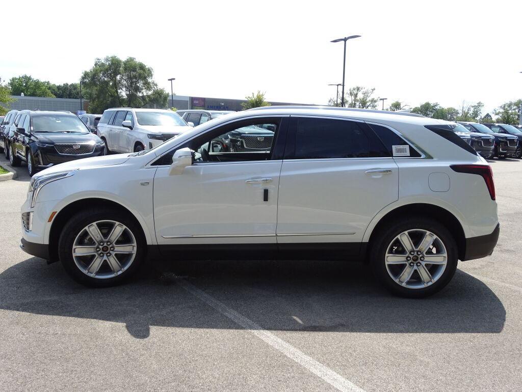 new 2025 Cadillac XT5 car, priced at $46,497