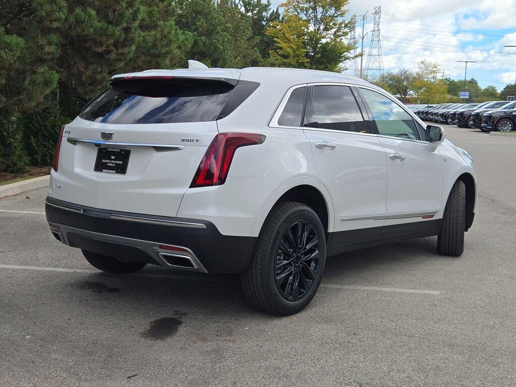 new 2025 Cadillac XT5 car, priced at $57,735