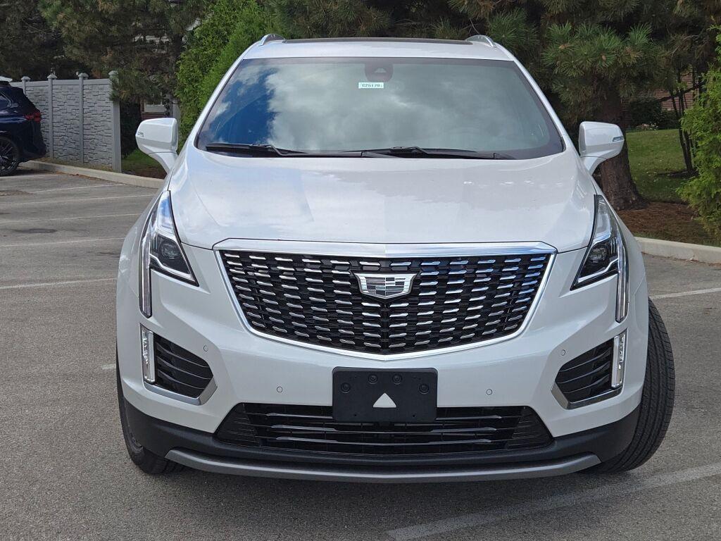 new 2025 Cadillac XT5 car, priced at $57,735