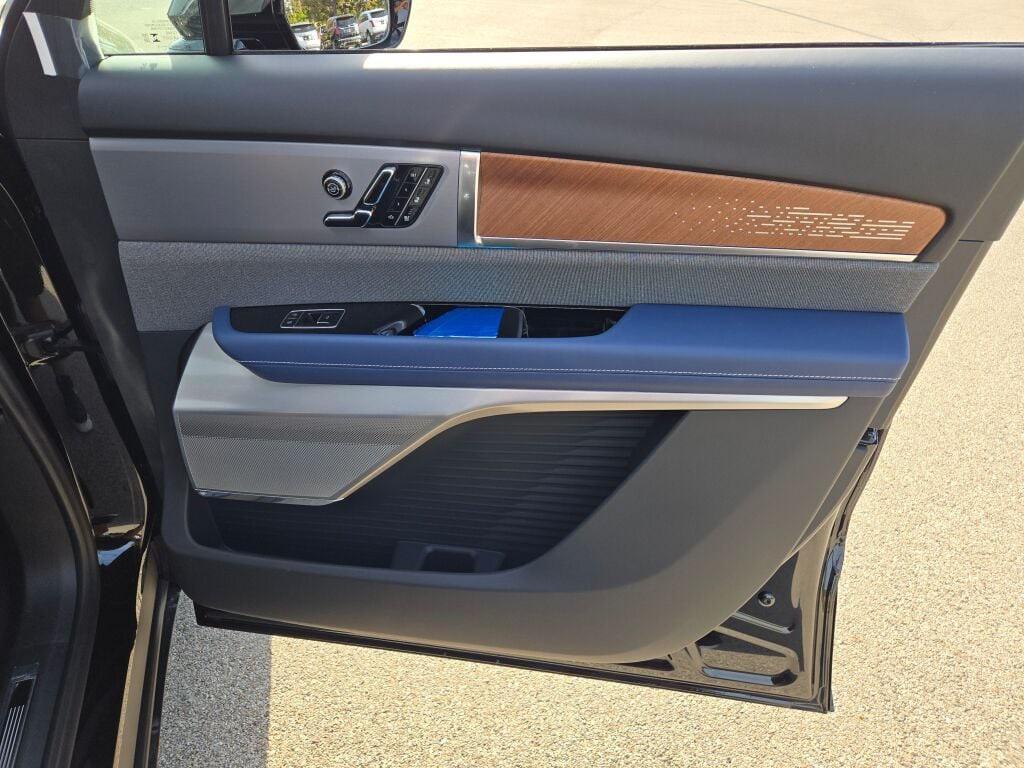 new 2026 Cadillac VISTIQ car, priced at $96,309