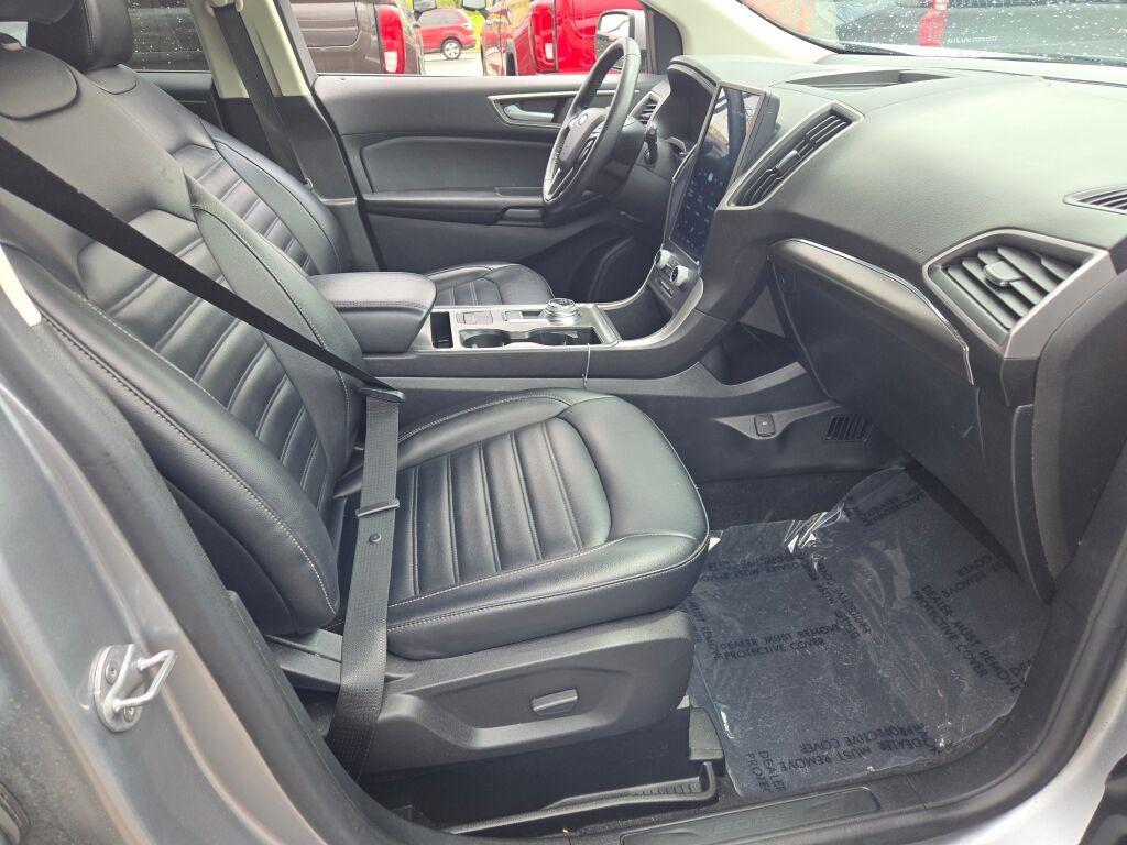 used 2022 Ford Edge car, priced at $23,099