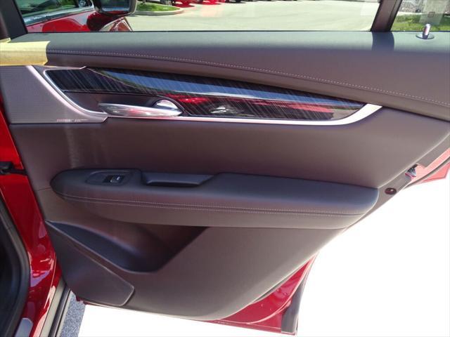 new 2025 Cadillac XT6 car, priced at $62,510