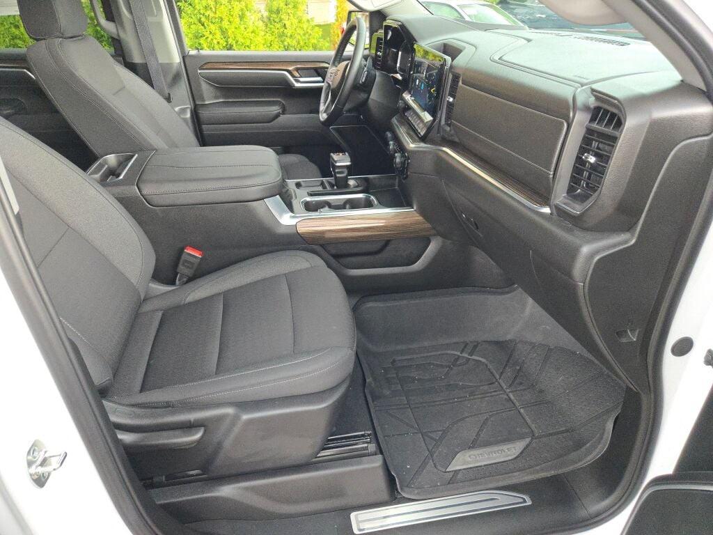 used 2025 Chevrolet Silverado 1500 car, priced at $55,581