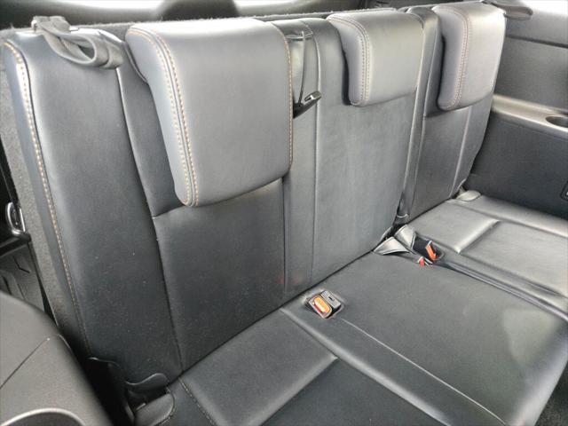used 2015 Toyota Highlander car, priced at $21,399