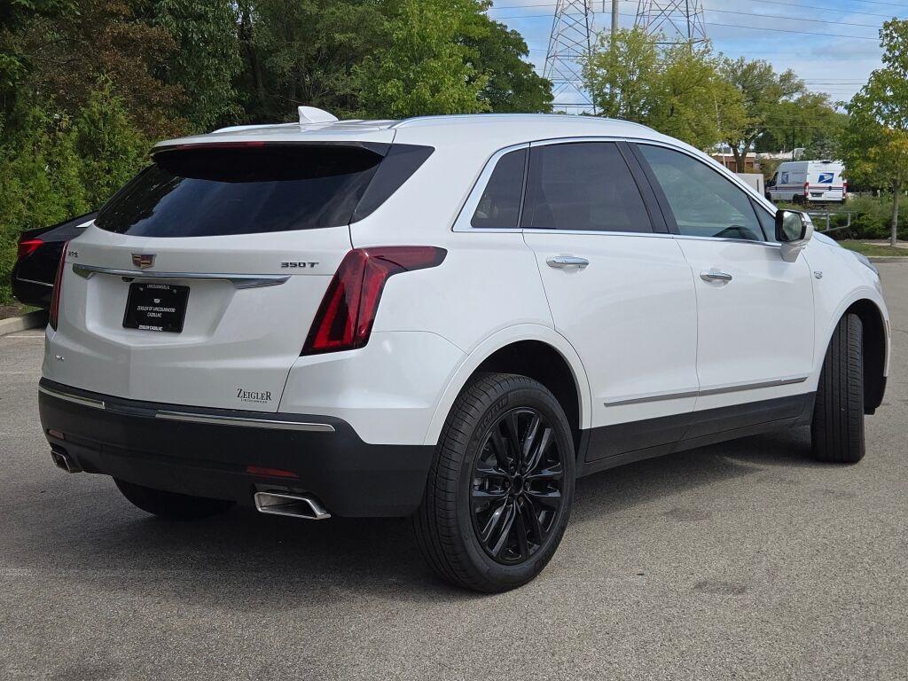 new 2025 Cadillac XT5 car, priced at $44,497