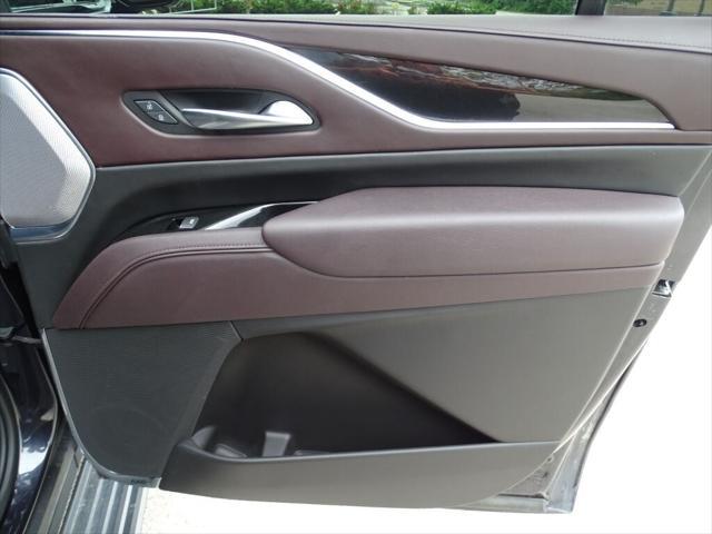 used 2023 Cadillac Escalade ESV car, priced at $76,799
