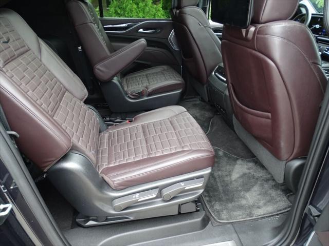 used 2023 Cadillac Escalade ESV car, priced at $76,799