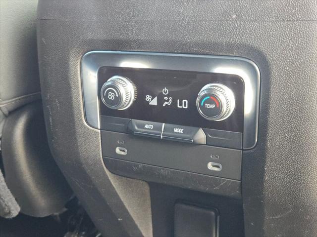 used 2021 GMC Yukon car, priced at $38,899