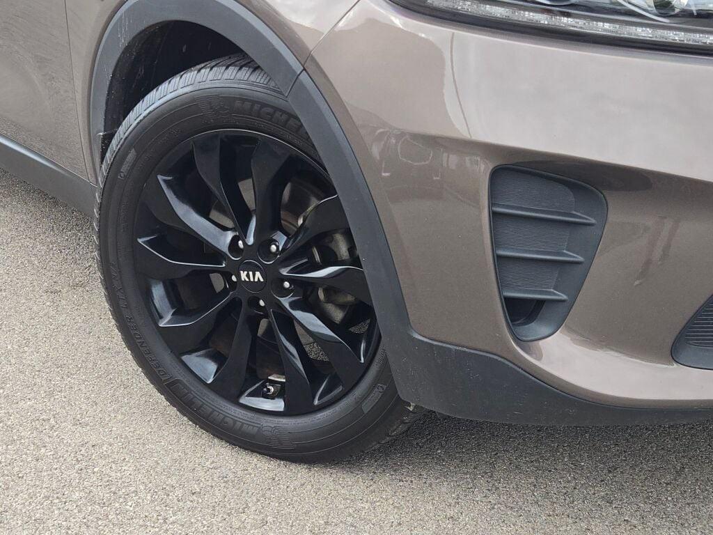 used 2019 Kia Sorento car, priced at $15,695