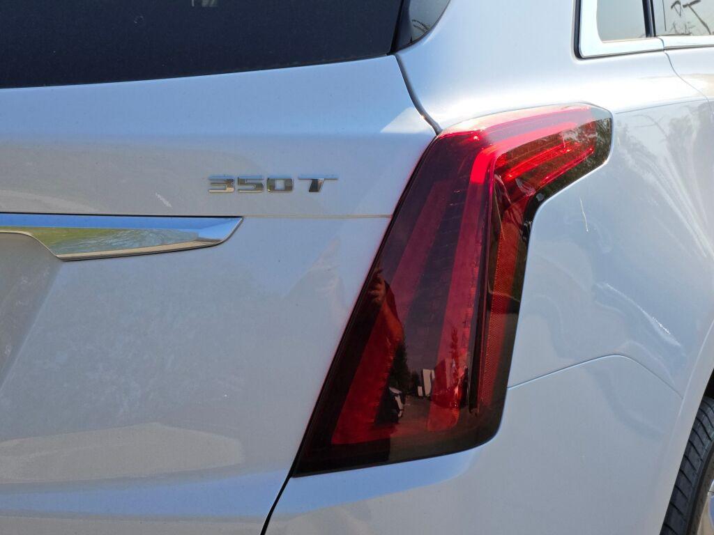 new 2025 Cadillac XT5 car, priced at $46,997