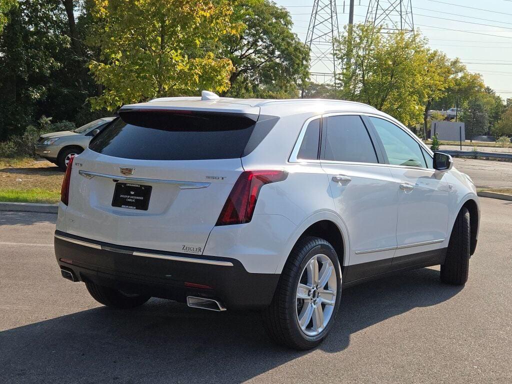 new 2025 Cadillac XT5 car, priced at $46,997