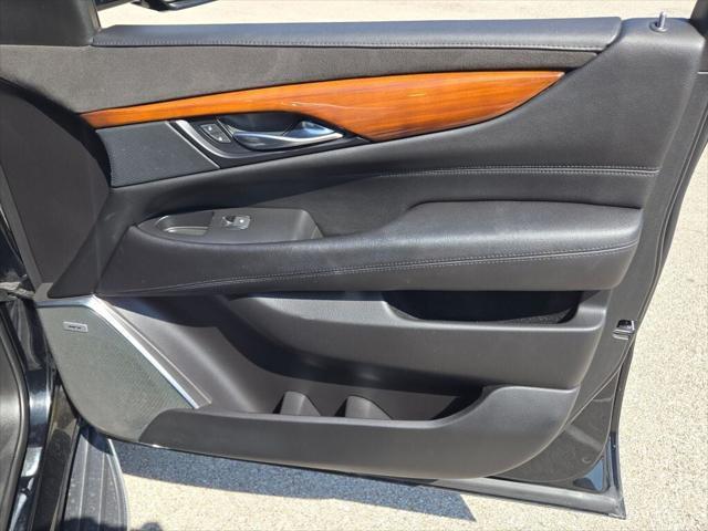 used 2019 Cadillac Escalade ESV car, priced at $30,799