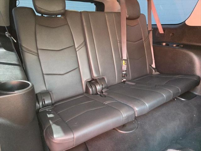 used 2019 Cadillac Escalade ESV car, priced at $30,799