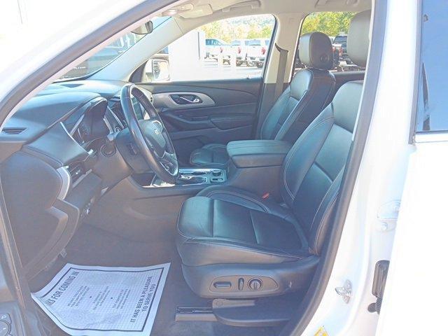 used 2021 Chevrolet Traverse car, priced at $26,918
