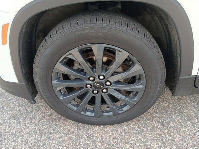 used 2023 Chevrolet Traverse car, priced at $37,226