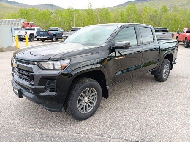 new 2025 Chevrolet Colorado car, priced at $38,956