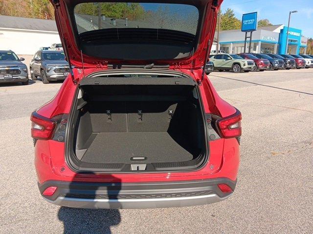 new 2026 Chevrolet Trax car, priced at $25,090