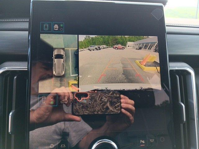 new 2025 GMC Acadia car, priced at $44,986