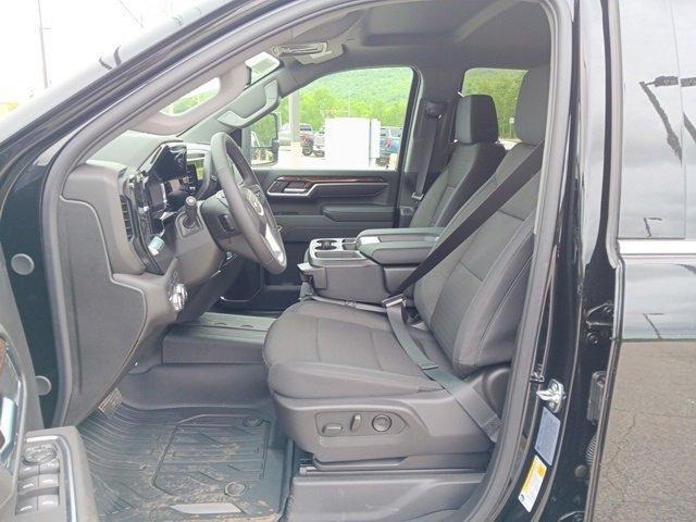 new 2025 GMC Sierra 2500 car, priced at $59,226