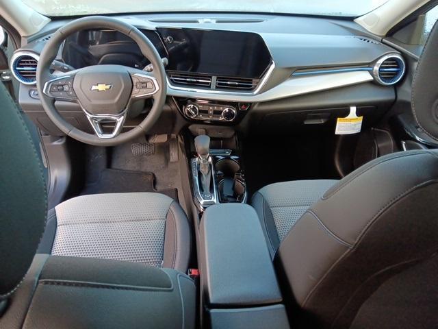 new 2026 Chevrolet Trax car, priced at $25,090
