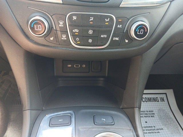 used 2022 Chevrolet Equinox car, priced at $23,059