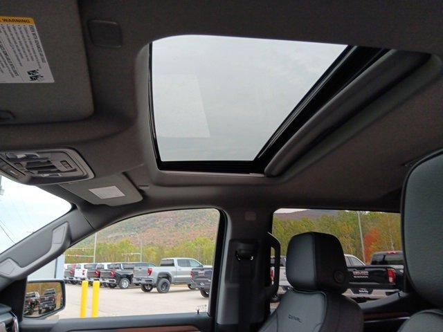 new 2025 GMC Sierra 1500 car, priced at $71,535