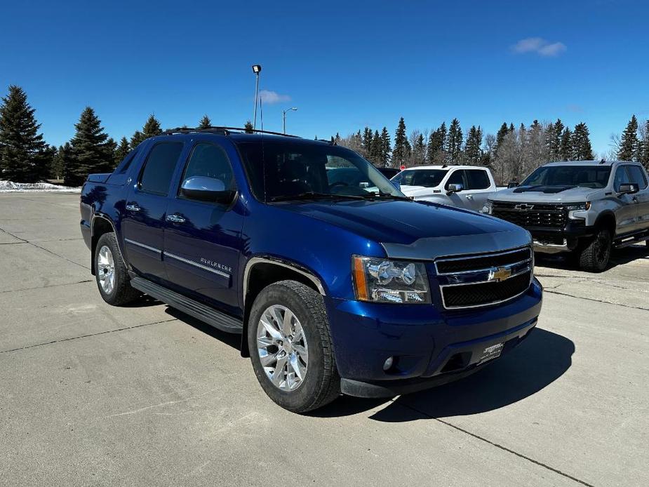 used 2013 Chevrolet Avalanche car, priced at $22,900