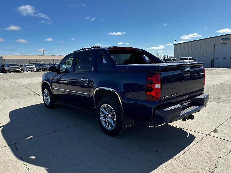 used 2013 Chevrolet Avalanche car, priced at $22,900