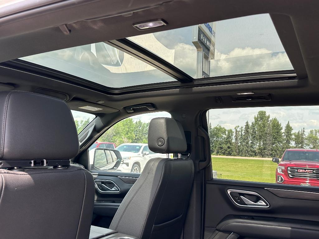 used 2022 Chevrolet Suburban car, priced at $40,385